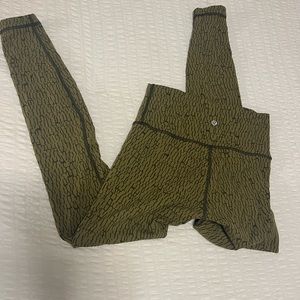 Lululemon align leggings. Size 6. NWT